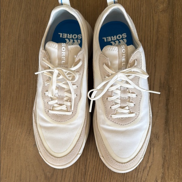 Sorel White Sneakers - Picture 1 of 5